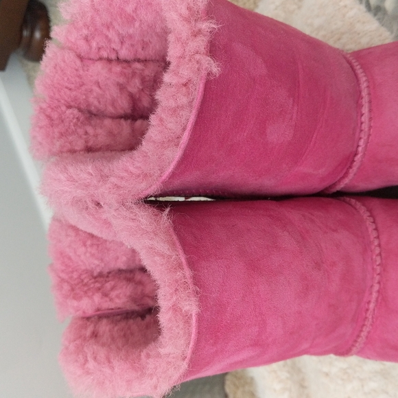 UGG Pink Bailey Bow Boots - Picture 8 of 13
